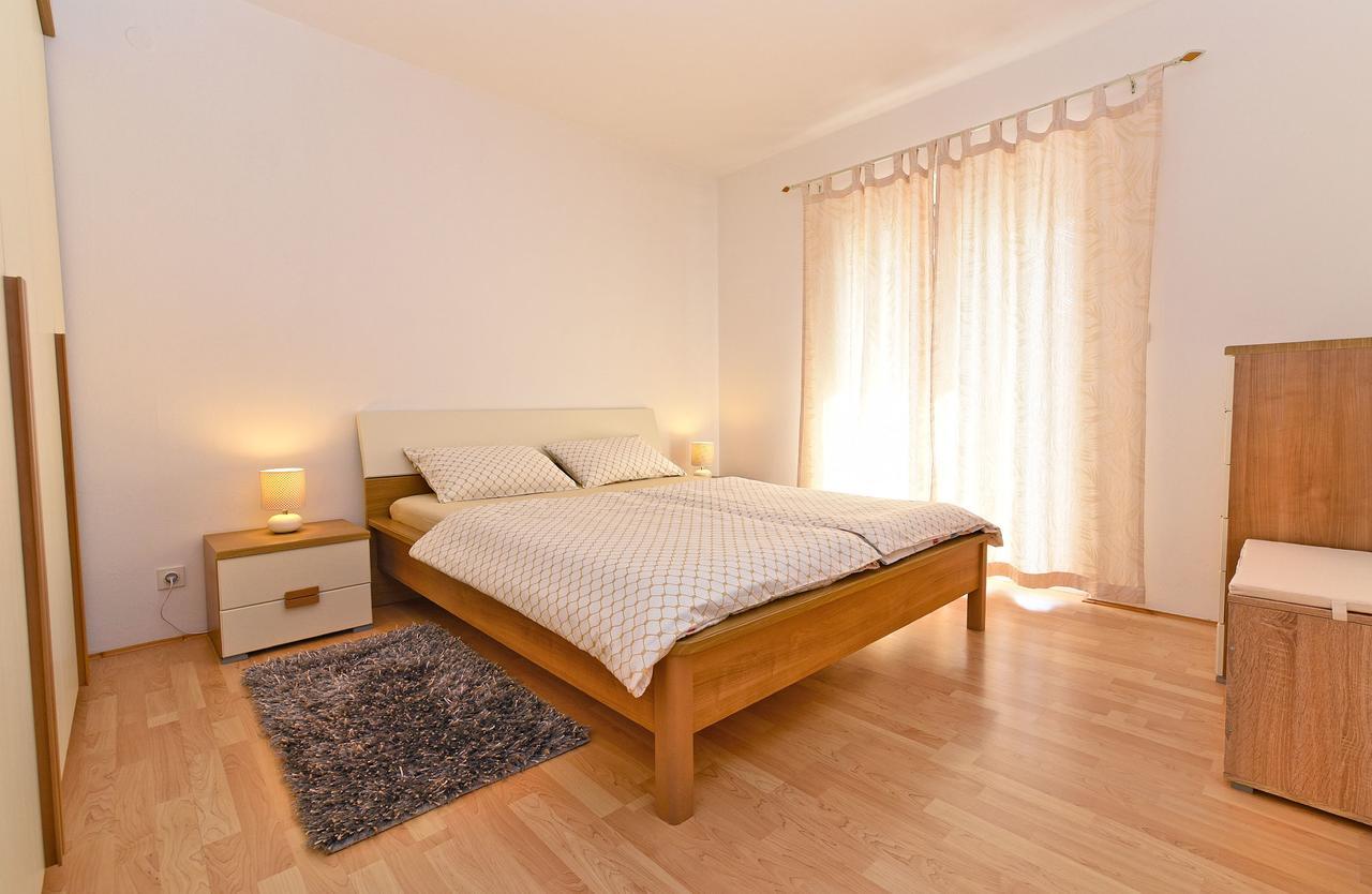 Apartment Monfiorenzo 1551 Ровинь Экстерьер фото