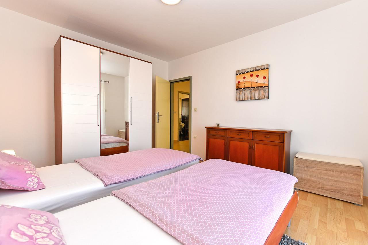 Apartment Monfiorenzo 1551 Ровинь Экстерьер фото
