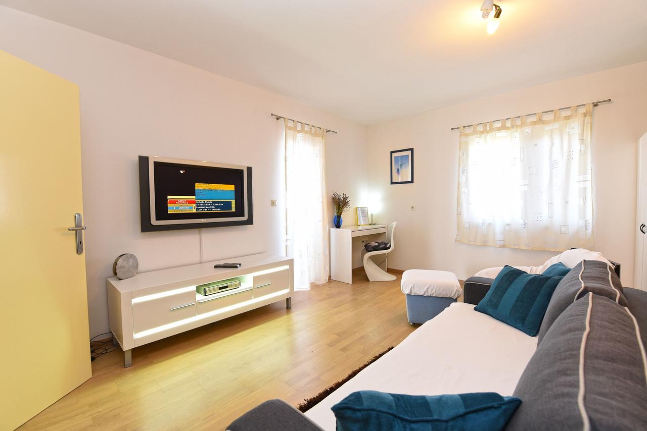 Apartment Monfiorenzo 1551 Ровинь Экстерьер фото